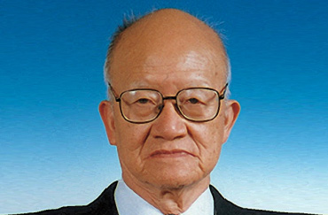 用猪油代替润滑油、用木头做绝缘材料，他造出了属于八路军自己的通信电台